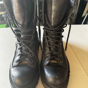 Danner Black Gore-Tex Men's Lace-Up Boots